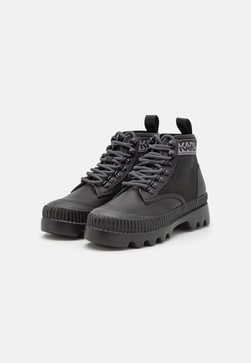 

Ботильоны на шнуровке Trekka Spekulum Mid Lace KARL LAGERFELD, черные