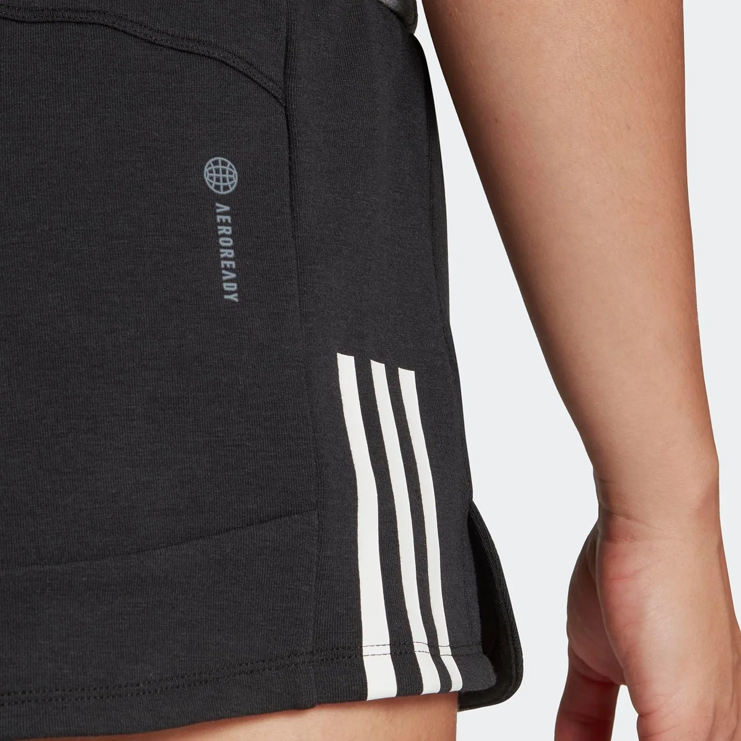 Женские шорты для активного отдыха adidas Black White — фото 4