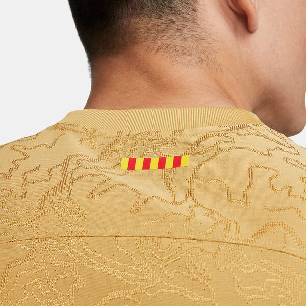 Футболка fc barcelona 22 23 dri fit adv матч выездная футболка Nike, желтый — фото 3