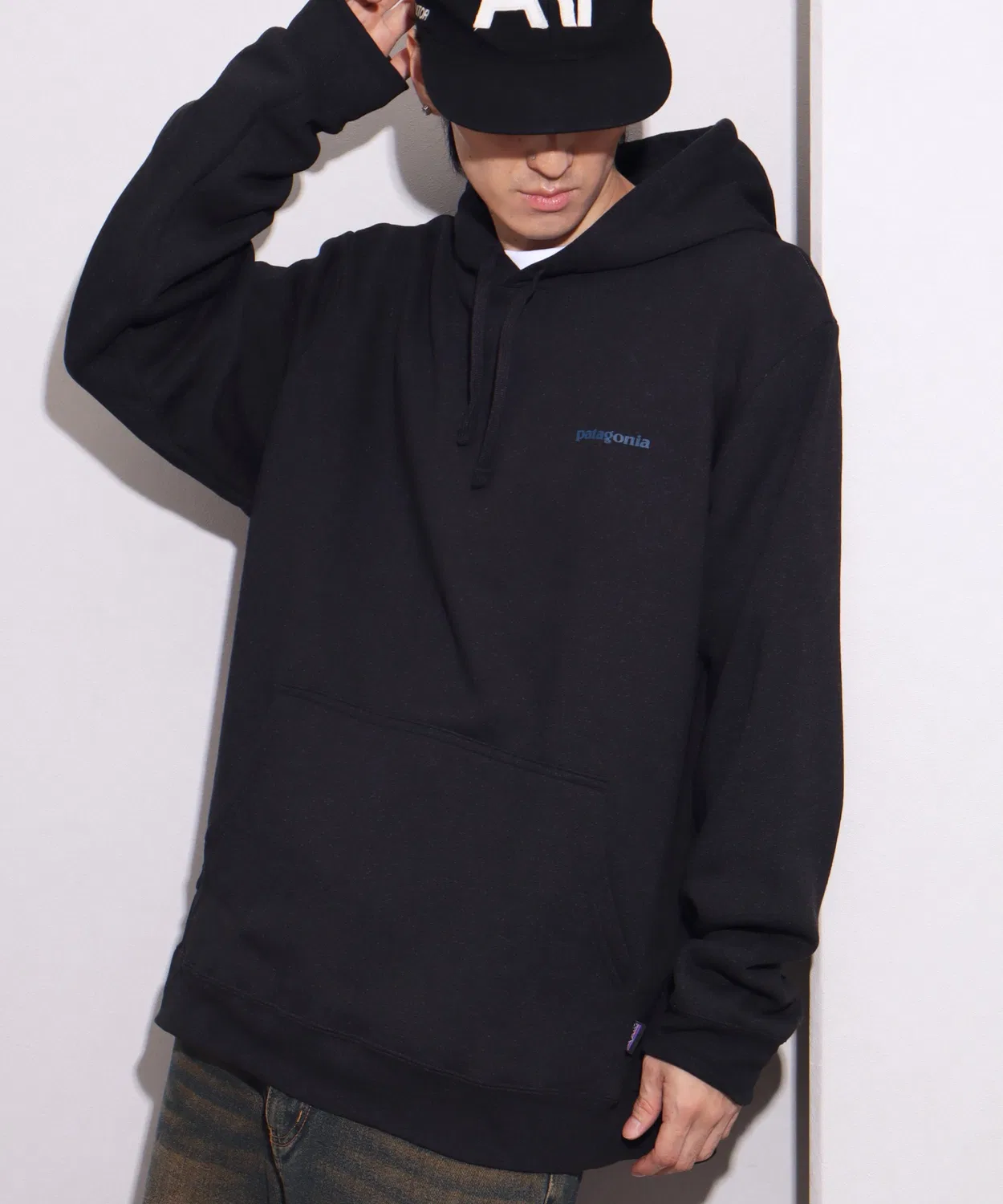 Толстовка с капюшоном Patagonia Boardshort Logo Uprisal Hoody, чёрный — фото 3
