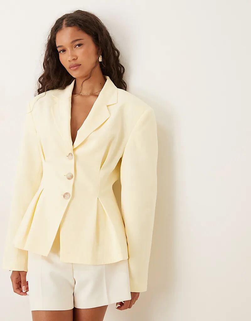 

Блейзер ASOS DESIGN из льняной смеси с присборенной талией, цвет пахты