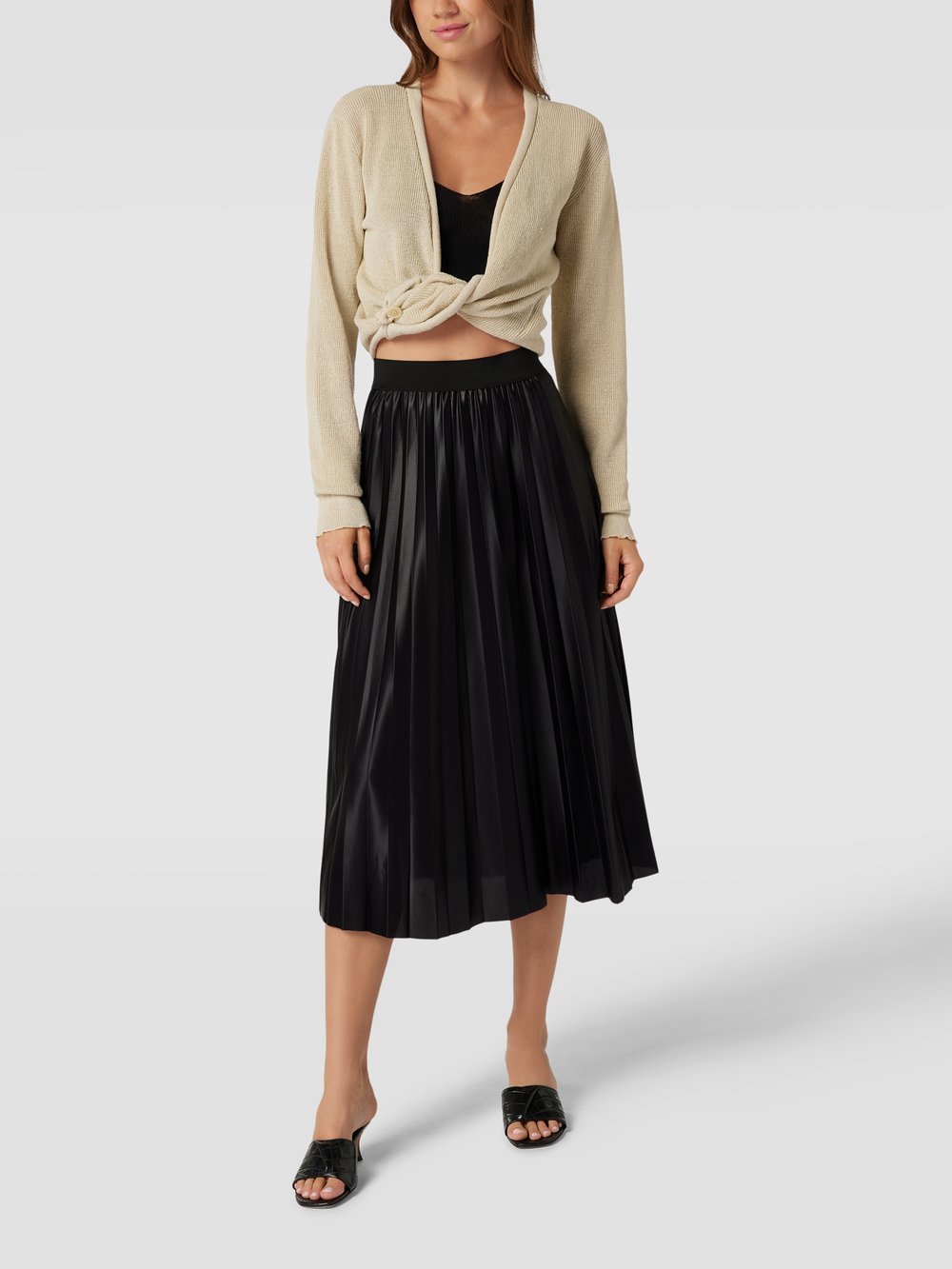 

Юбка плиссированная модель «Винитбан» Vila, черный