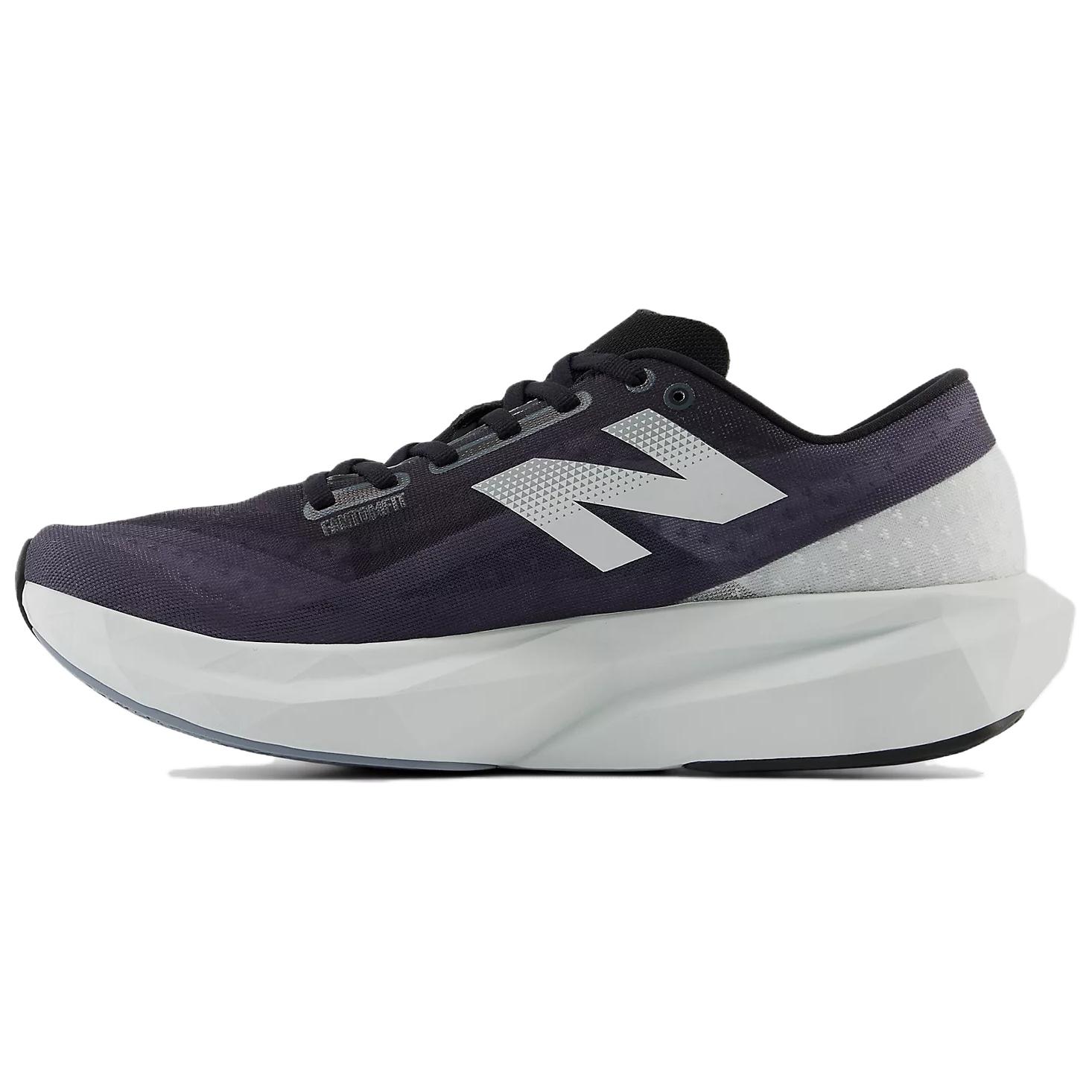 

FuelCell Rebel V4 Graphite Black New Balance, Темно-серый