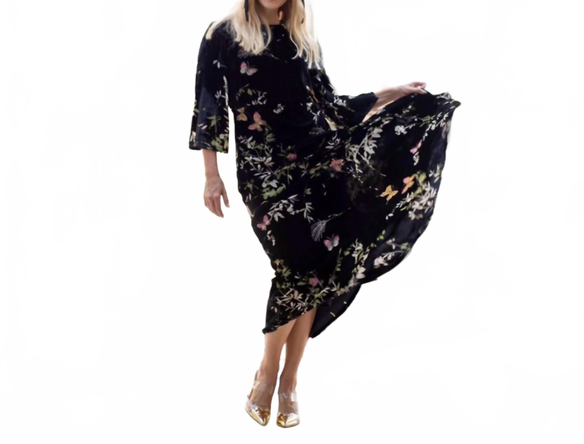 

Асимметриальное платье Alice Velvet в черном цвете Esteem Couture