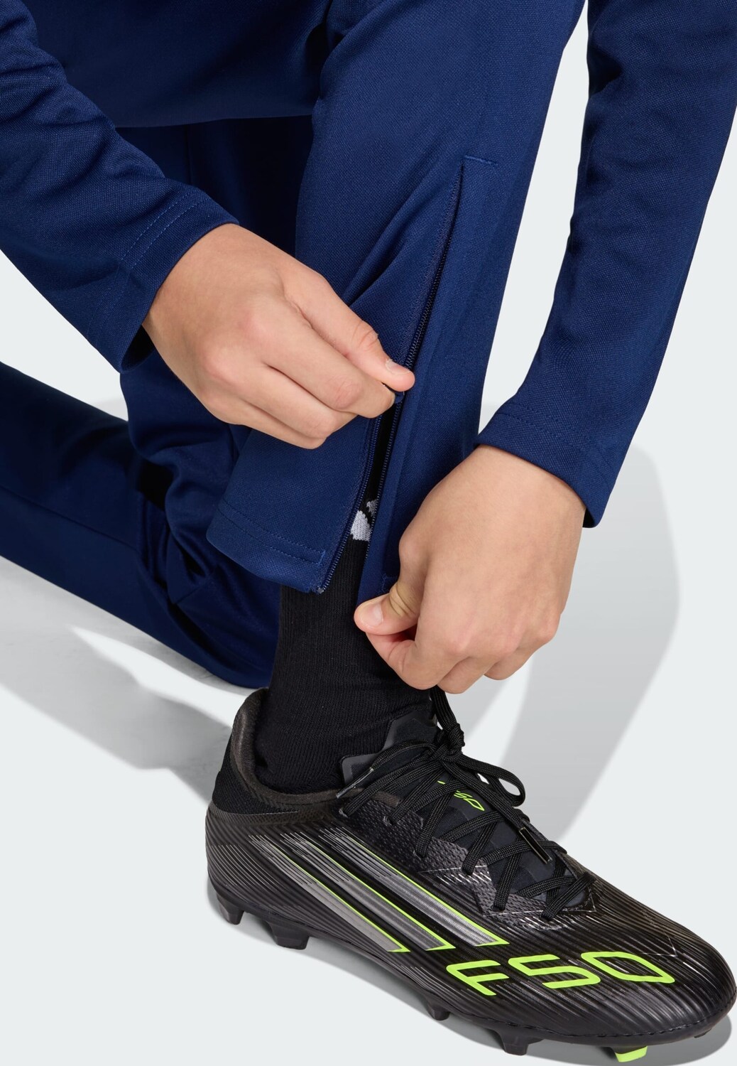 Adidas Performance Штаны для тренировок Regular 'Entrada26' в цвете Navy — фото 4