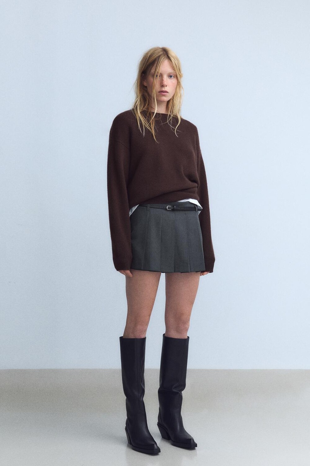 

Юбка-короткая складка с поясом ZARA, темно-серый