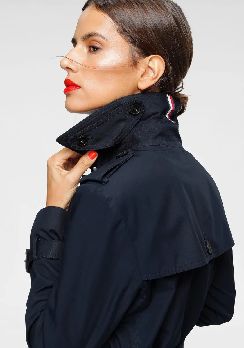 Длинный жакет Tommy Hilfiger "HERITAGE SINGLE BASTED TRENCH" с типичными деталями тренча и полосками Tommy в виде петли для ремня, цвет Midnight — фото 3