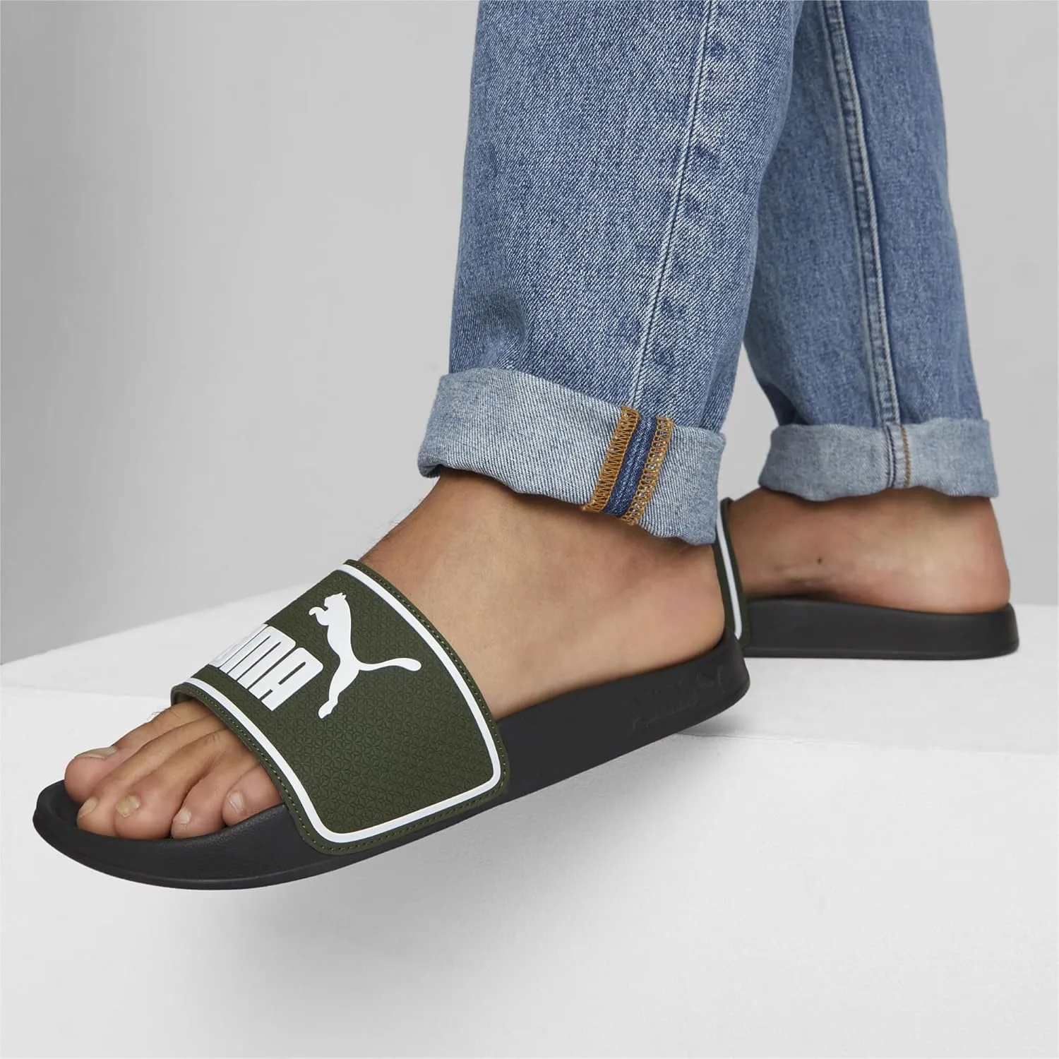 Сандалии PUMA унисекс Leadcat 2.0, белый/черный/зеленый — фото 2