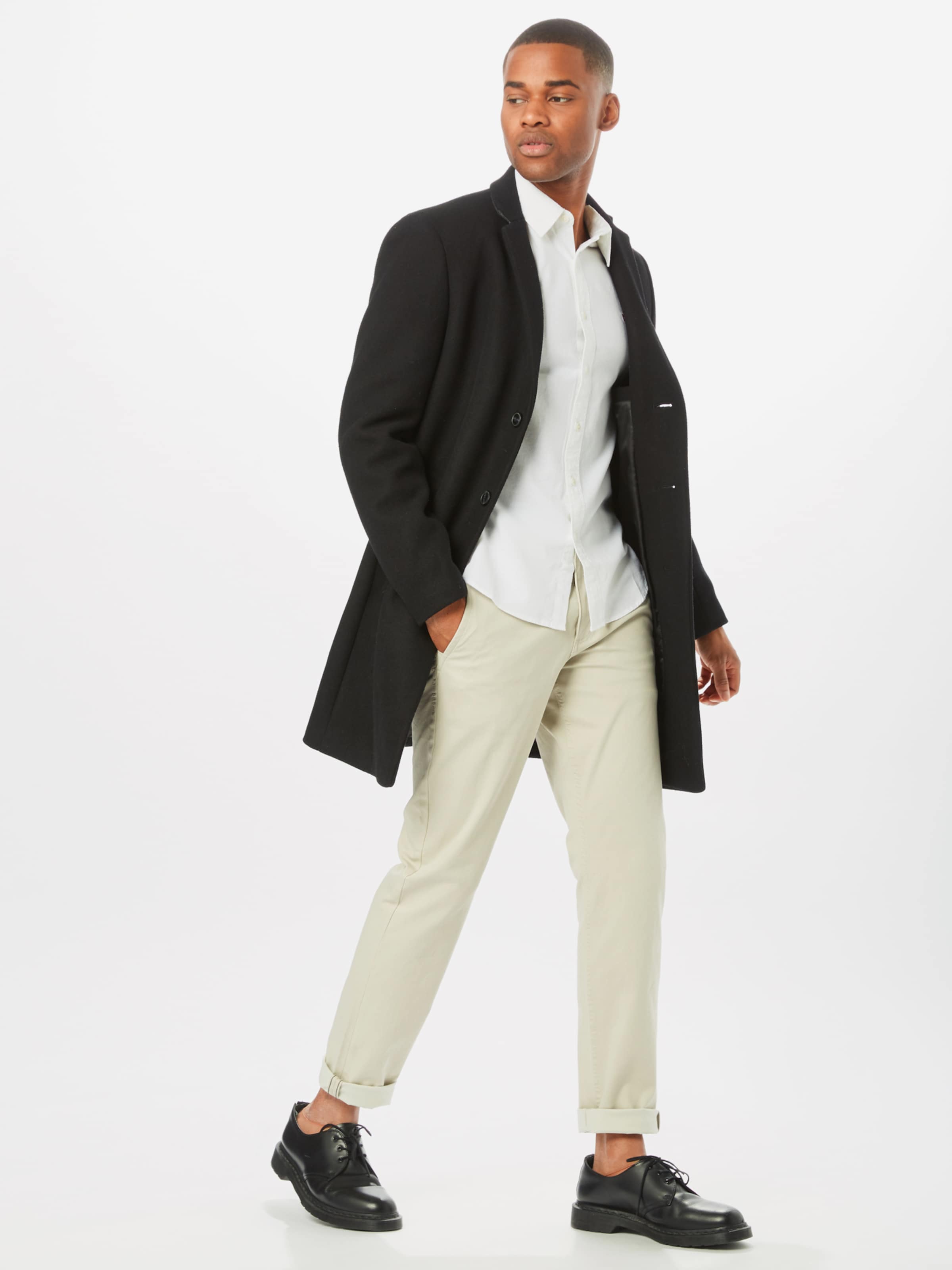 LEVI'S  Рубашка 'Battery Housemark Slim Fit Shirt' в белом цвете, силуэт slim fit — фото 4