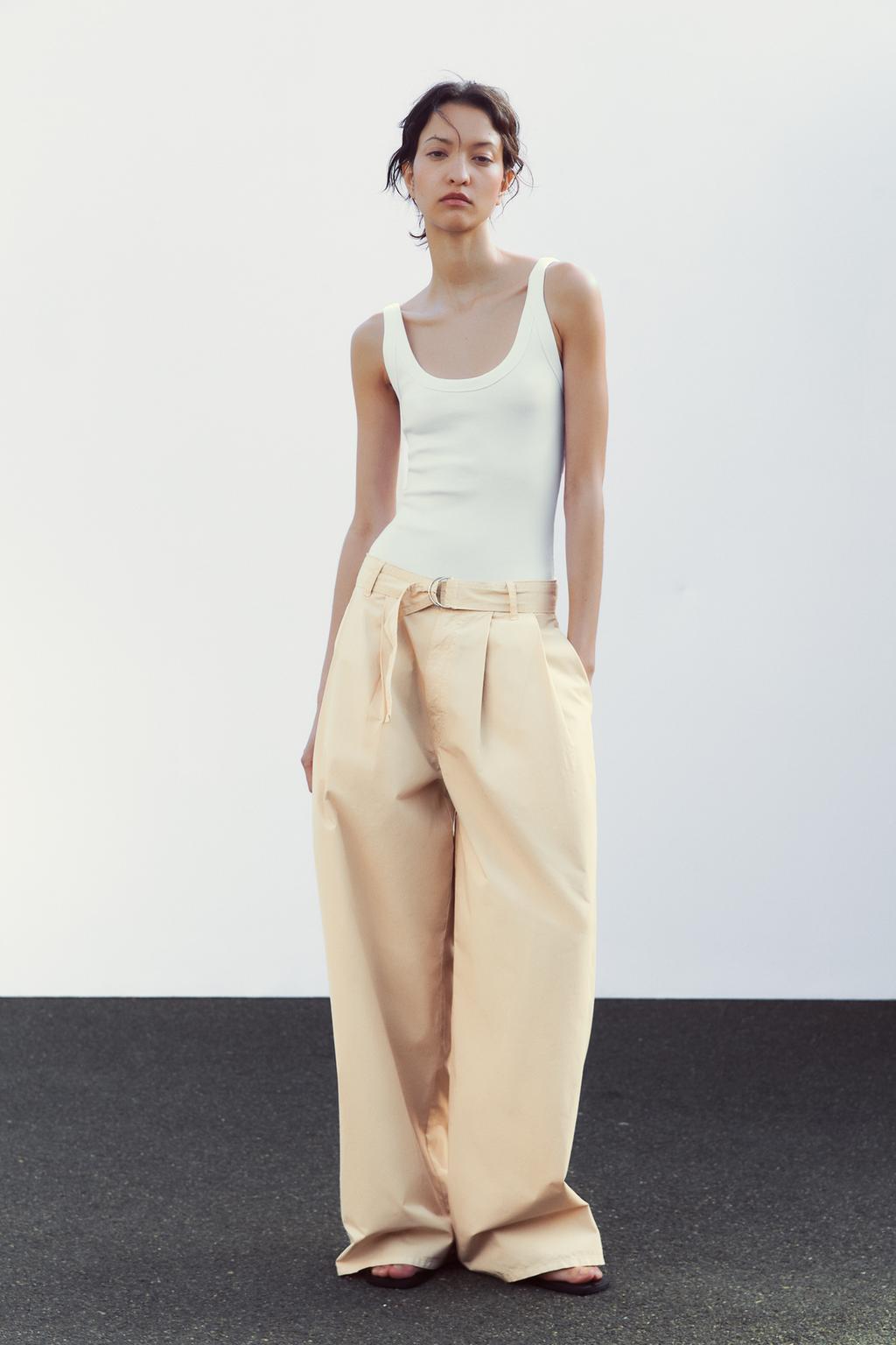

Брюки с поясом и вытачками ZARA, цвет Vanilla