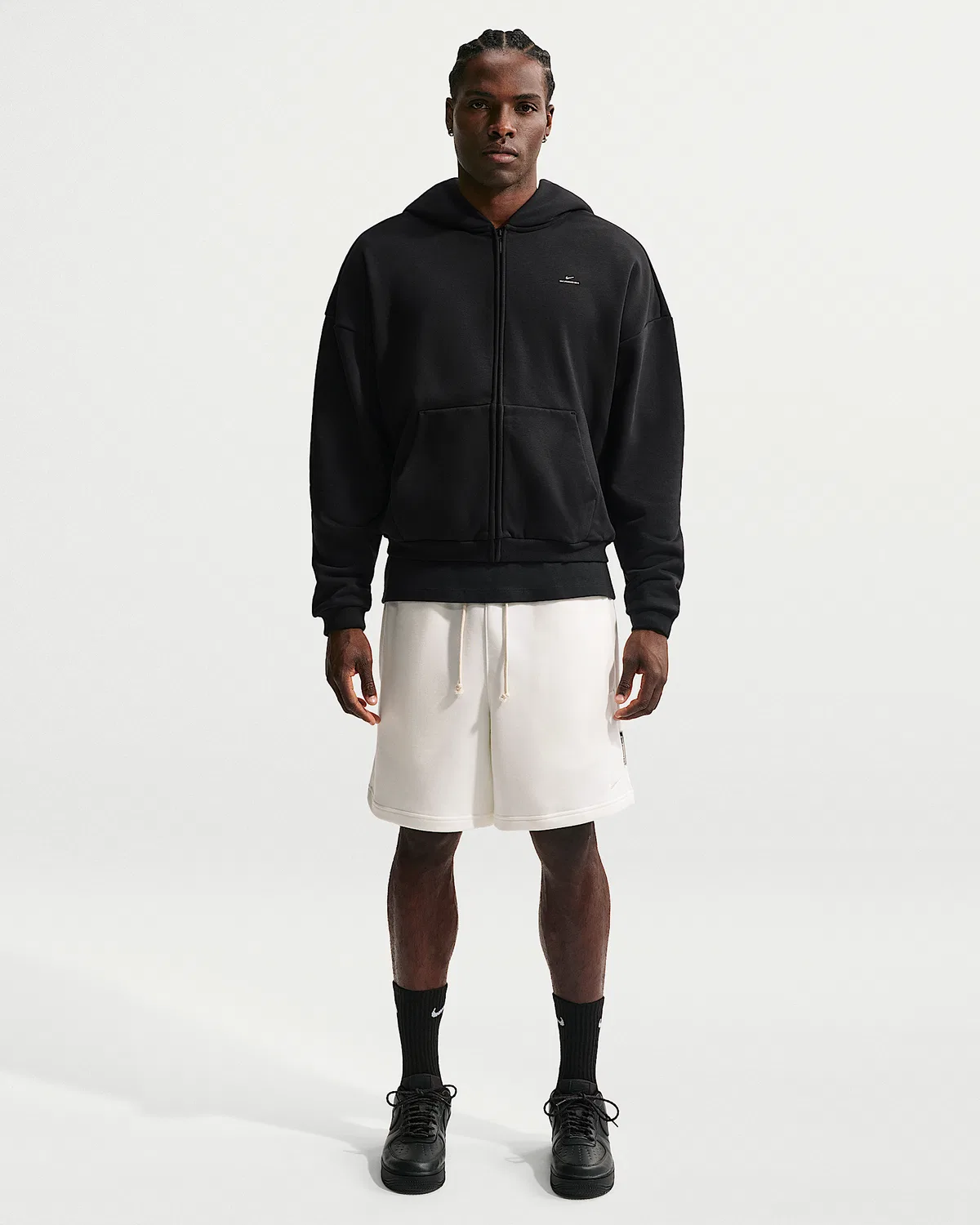 Мужская баскетбольная кофта Nike Standard Issue Therma-FIT на молнии, Black/Pale Ivory — фото 4