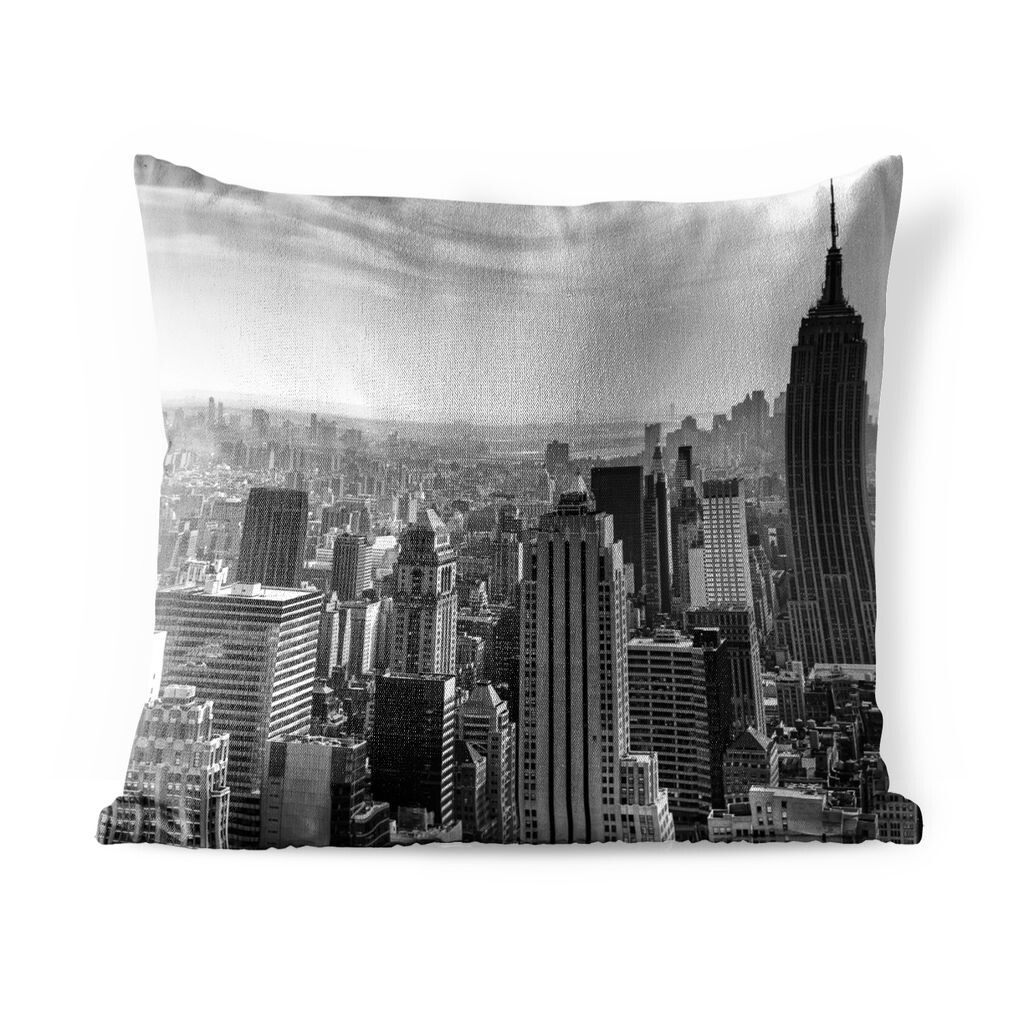

Уличная подушка MuchoWow - New York Skyline - Черно-белый - 45x45 см - Устойчивость к атмосферным воздействиям - Подушка для отдыха - Чехлы для подушек - Декоративные чехлы для подушек - Декоративные чехлы для подушек, мультиколор