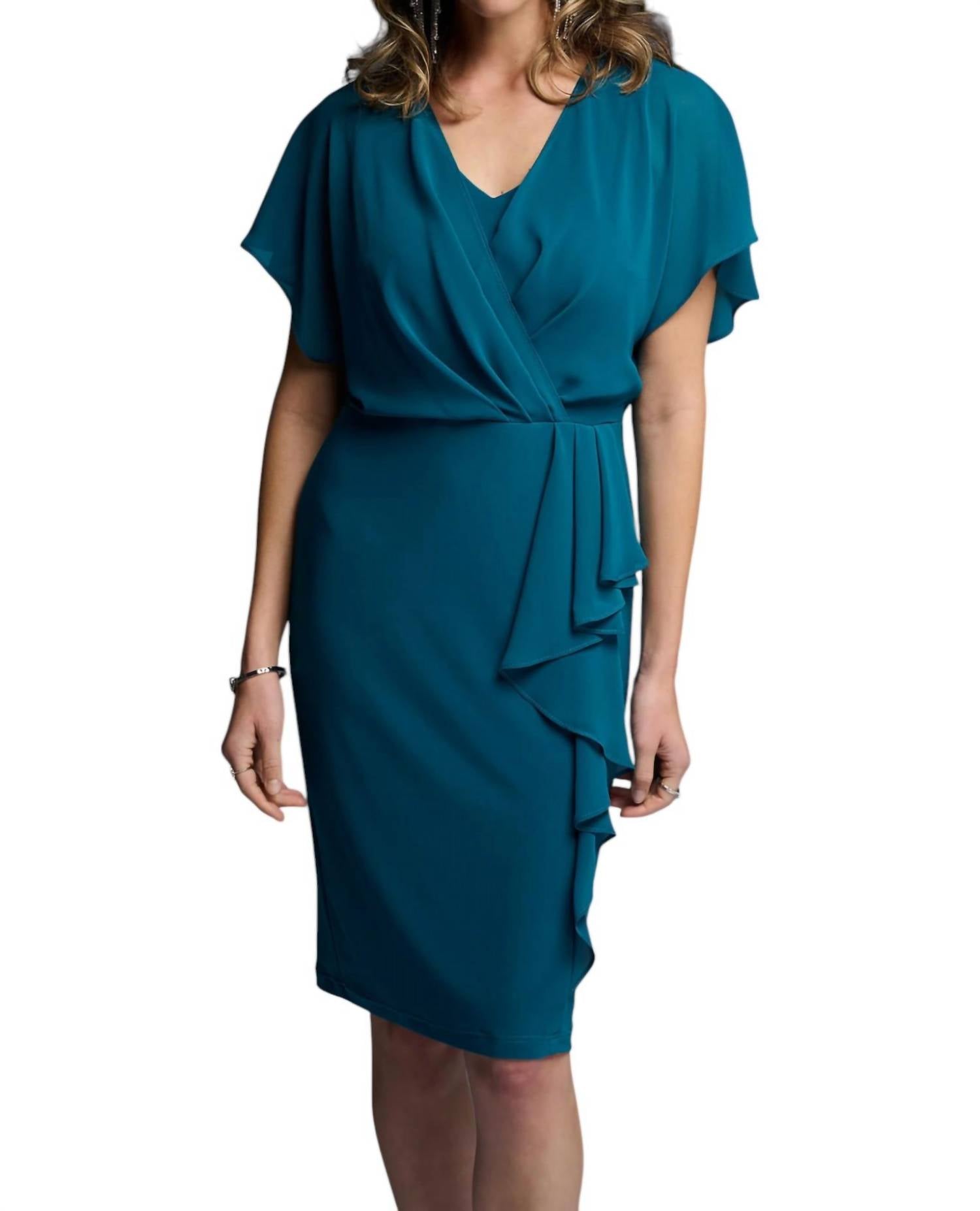 

Платье-шифон с разрезами на рукавах и боковыми оборками цвета лагуны Joseph Ribkoff, Lagoon Blue