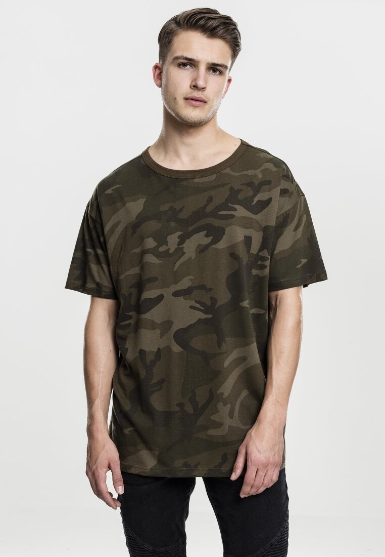 

Футболка с принтом CAMO OVERSIZED Urban Classics, цвет olive camo