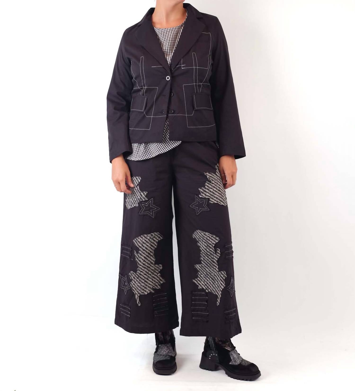 

Куртка Lottie в черном цвете Tulip Clothing