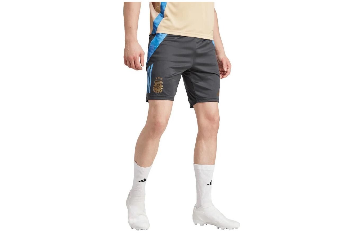 

Футбольные шорты мужские черные Adidas, черный