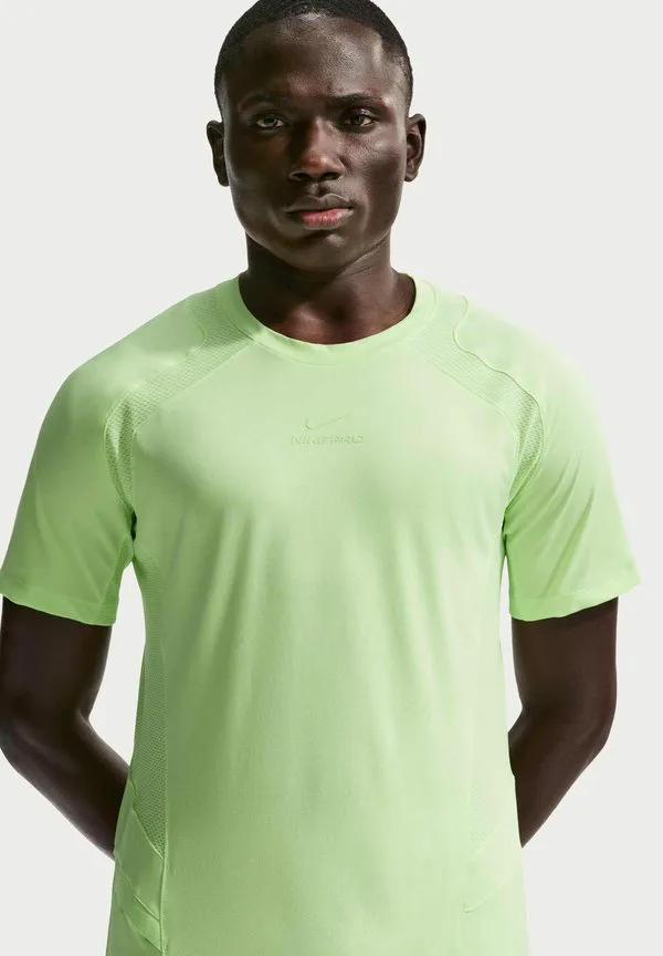 Спортивная футболка Nike Performance, Lt Liquid Lime/Lime Ice/(Lt Liquid Lime) — фото 4