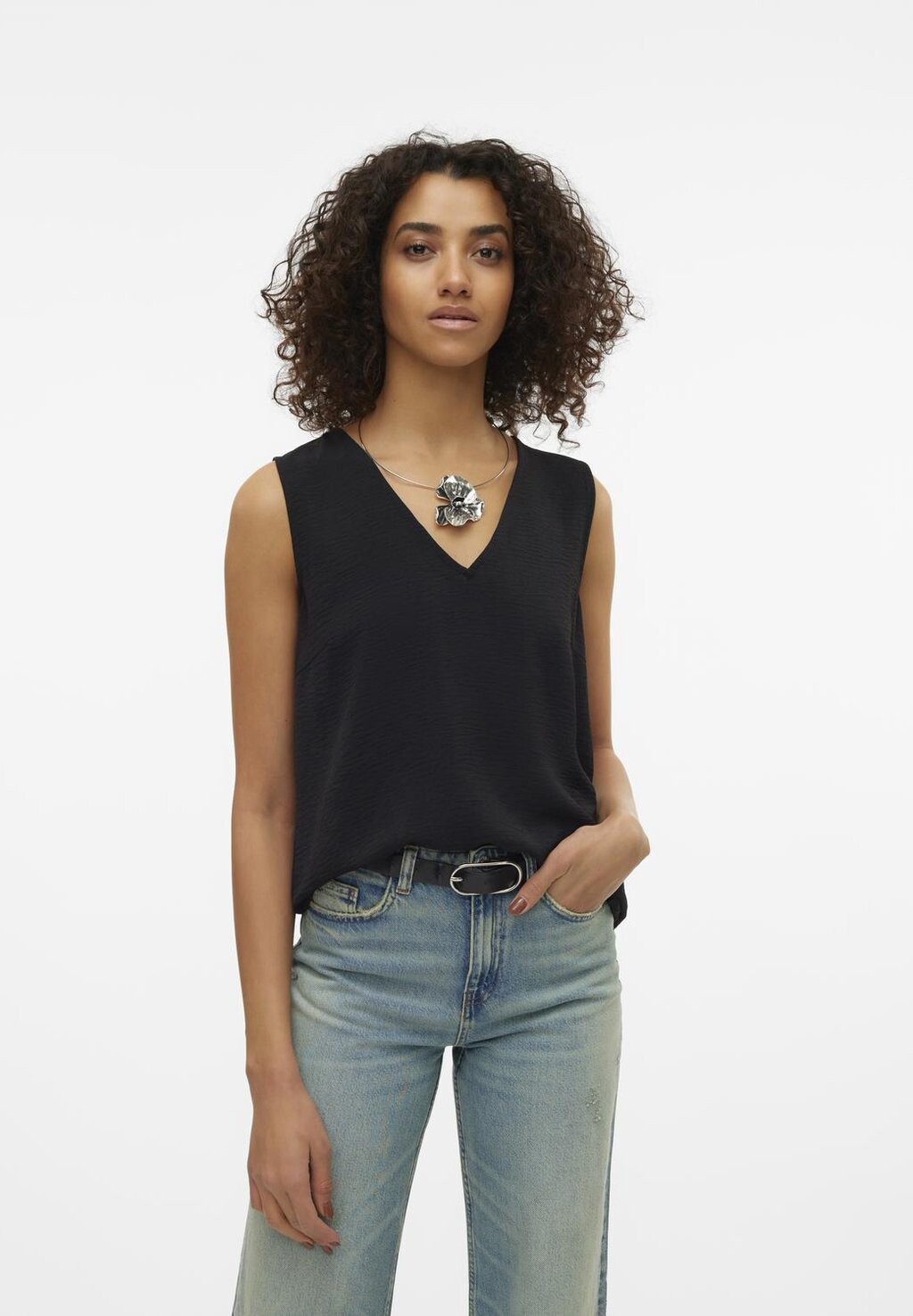 

Блузка VMALVA VNECK Vero Moda, цвет black