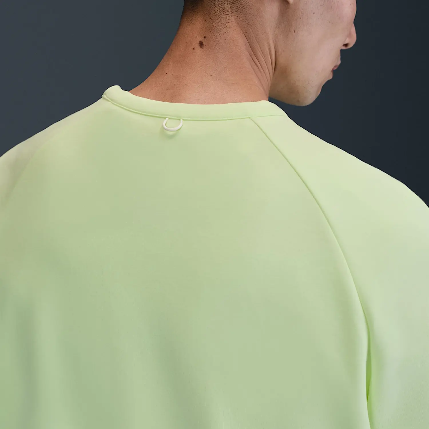 24.7 ImpossiblySoft Men's Dri FIT Crew Nike, зеленый — фото 4