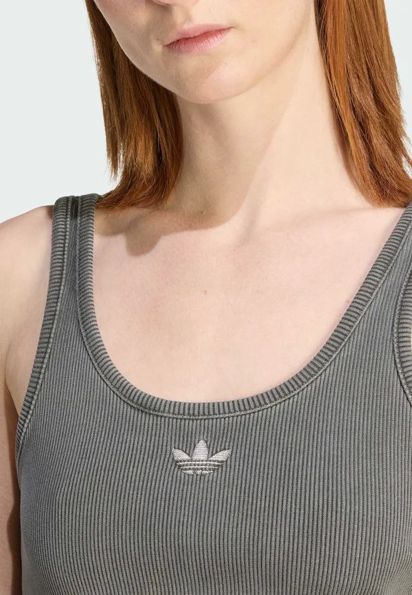 Основные характеристики линейного верха Adidas Originals, Black — фото 3