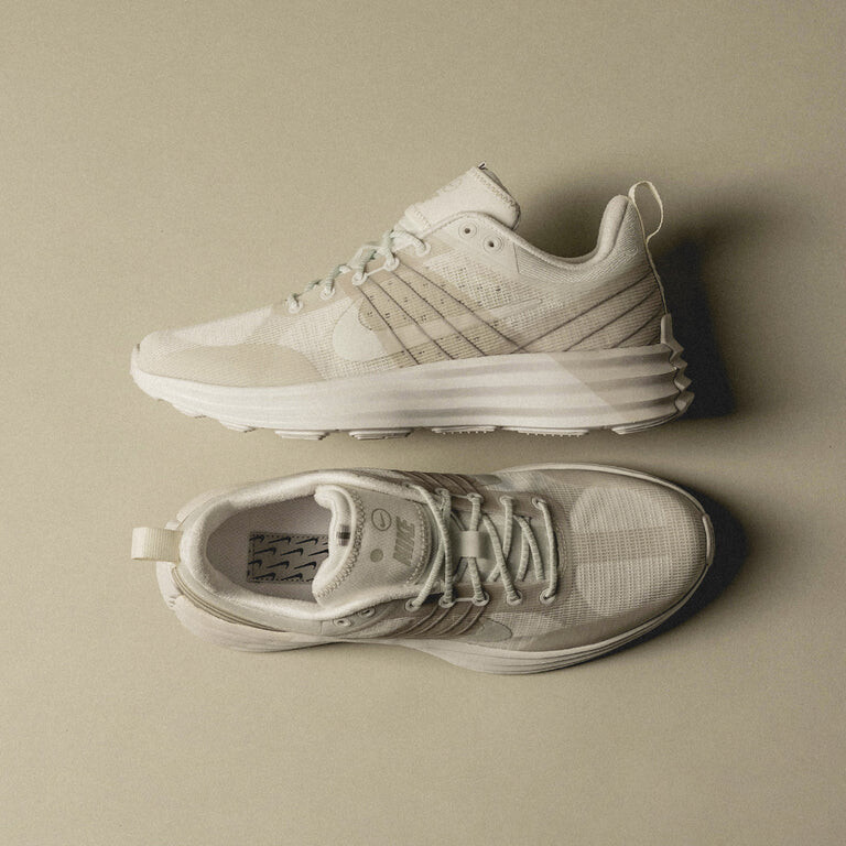 

Кроссовки Lunar Roam Nike, белый