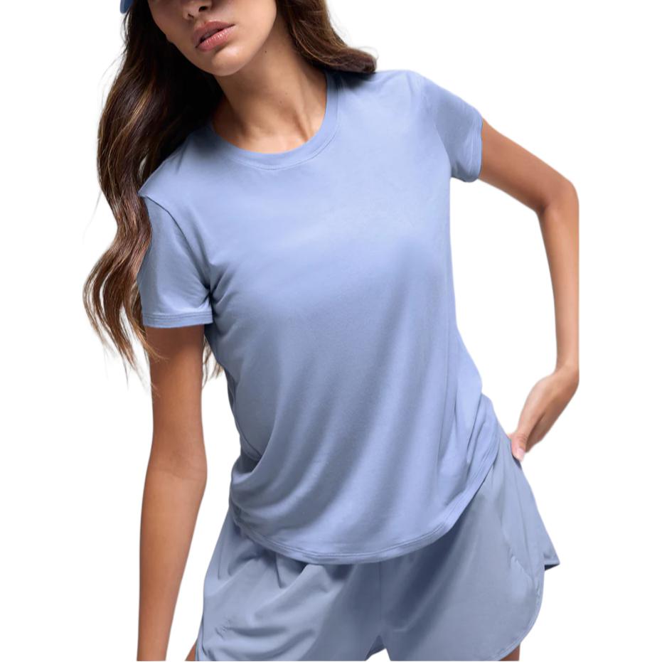 

Футболки женские с круглым вырезом, средней ценовой категории, другие Alo Yoga, winter frost