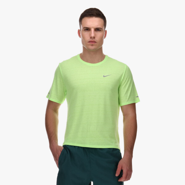 

Футболка Dri-Fit Miler Nike, зеленый