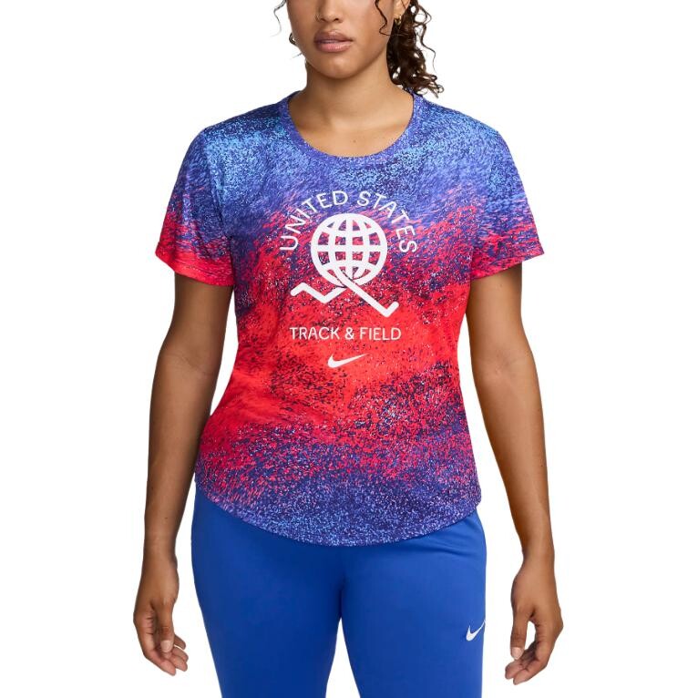 

Одежда Футболка женская многоцветная Nike