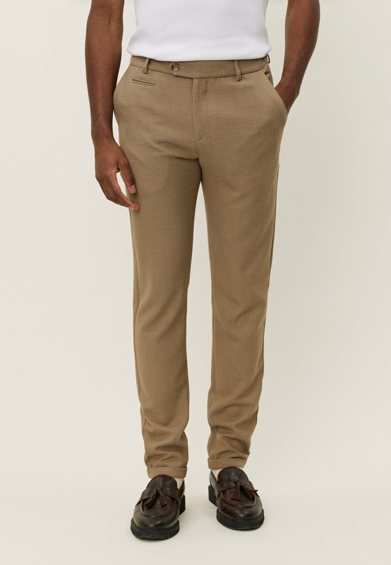 

Брюки COMO STRUCTURE PANTS Les Deux, коричневый