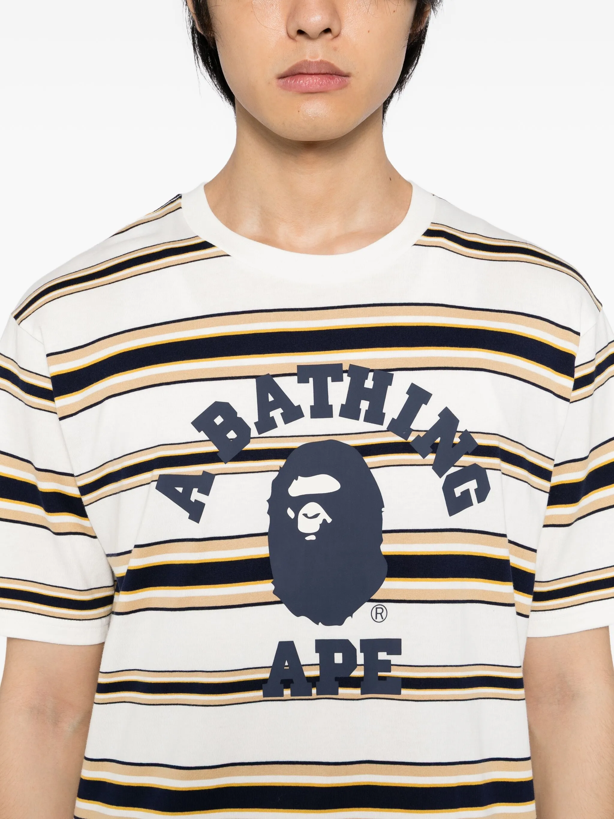 Футболка в полоску A Bathing Ape, белый — фото 4