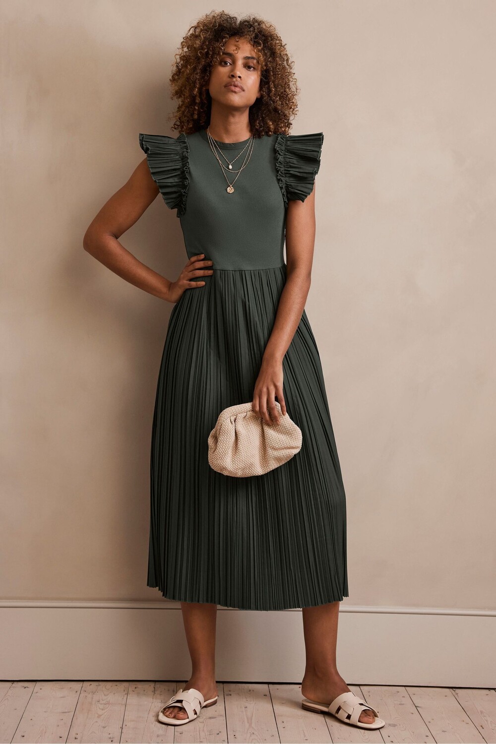 

Платье миди из мятого трикотажа Mint Velvet, зеленый