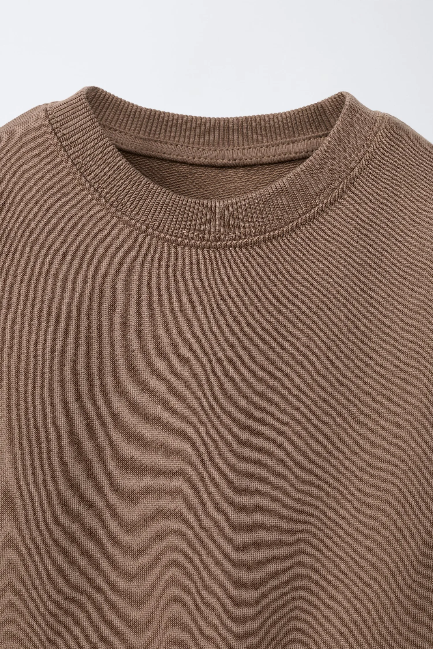 Комплект из спортивной футболки и шорт-бермуд от label Zara, коричневый — фото 3