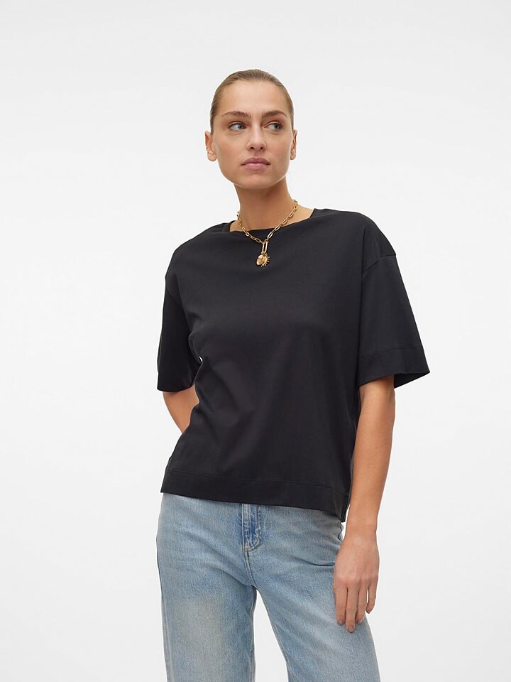 

Футболка Vero Moda, черный