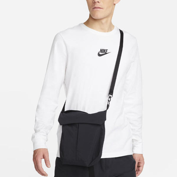 Жилеты спортивная одежда технический пакет жилет без подкладки Nike, черный — фото 2