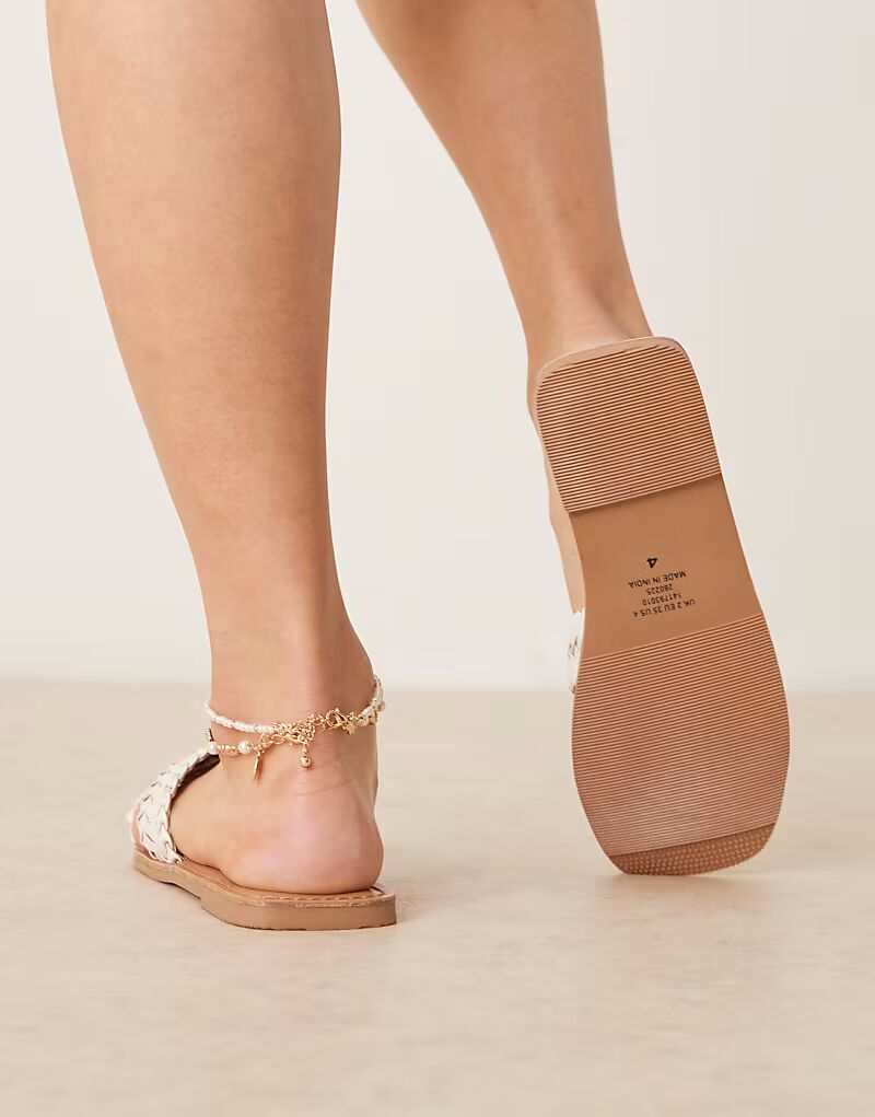 Сандалии на плоской подошве ASOS DESIGN Flossie белого цвета — фото 4