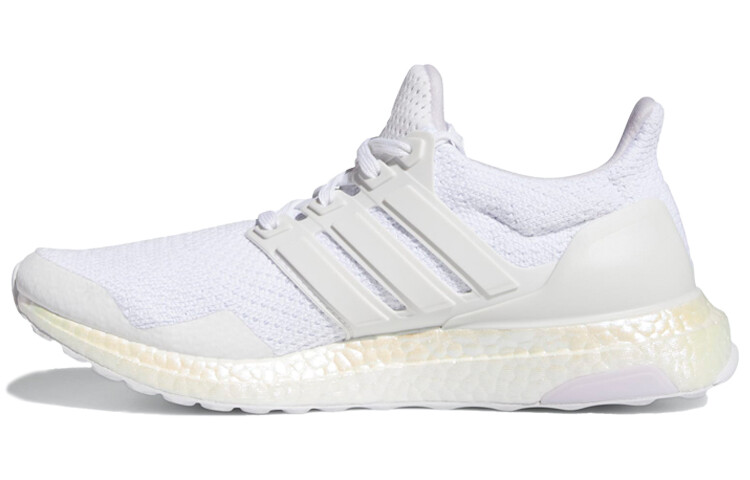 

Кроссовки adidas Ultra Boost DNA White Iridescent Women's