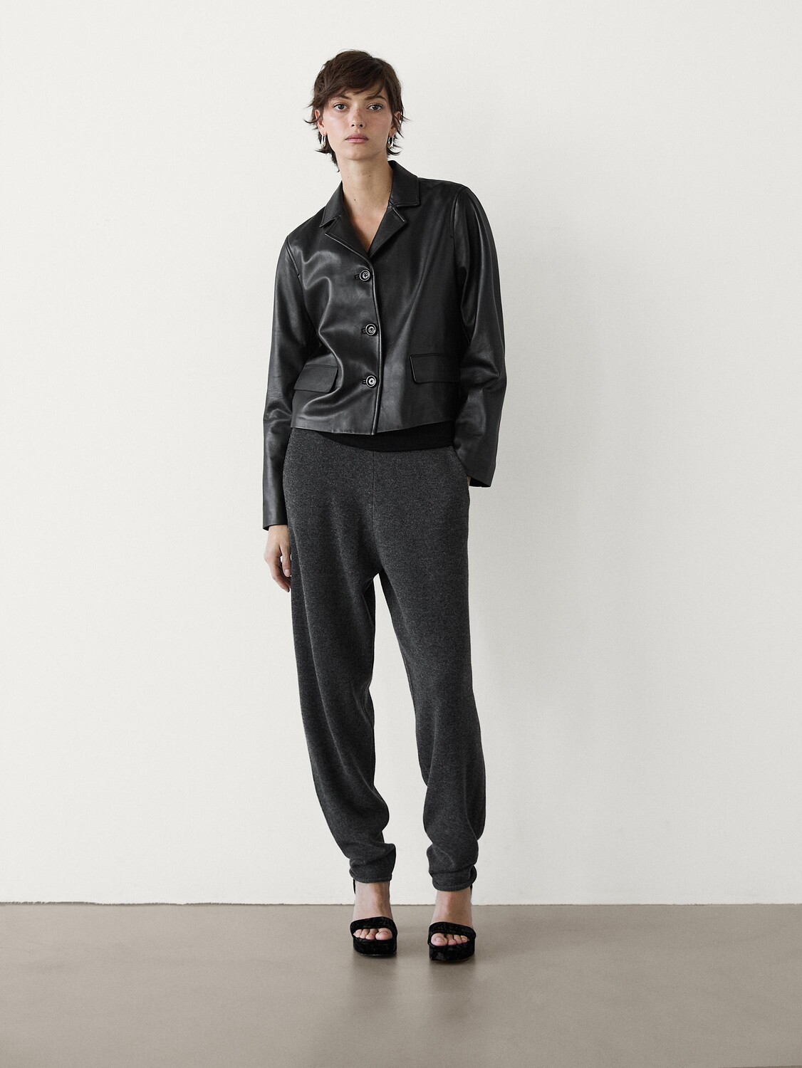 

Брюки из шерстяной смеси крупной вязки Massimo Dutti, серый
