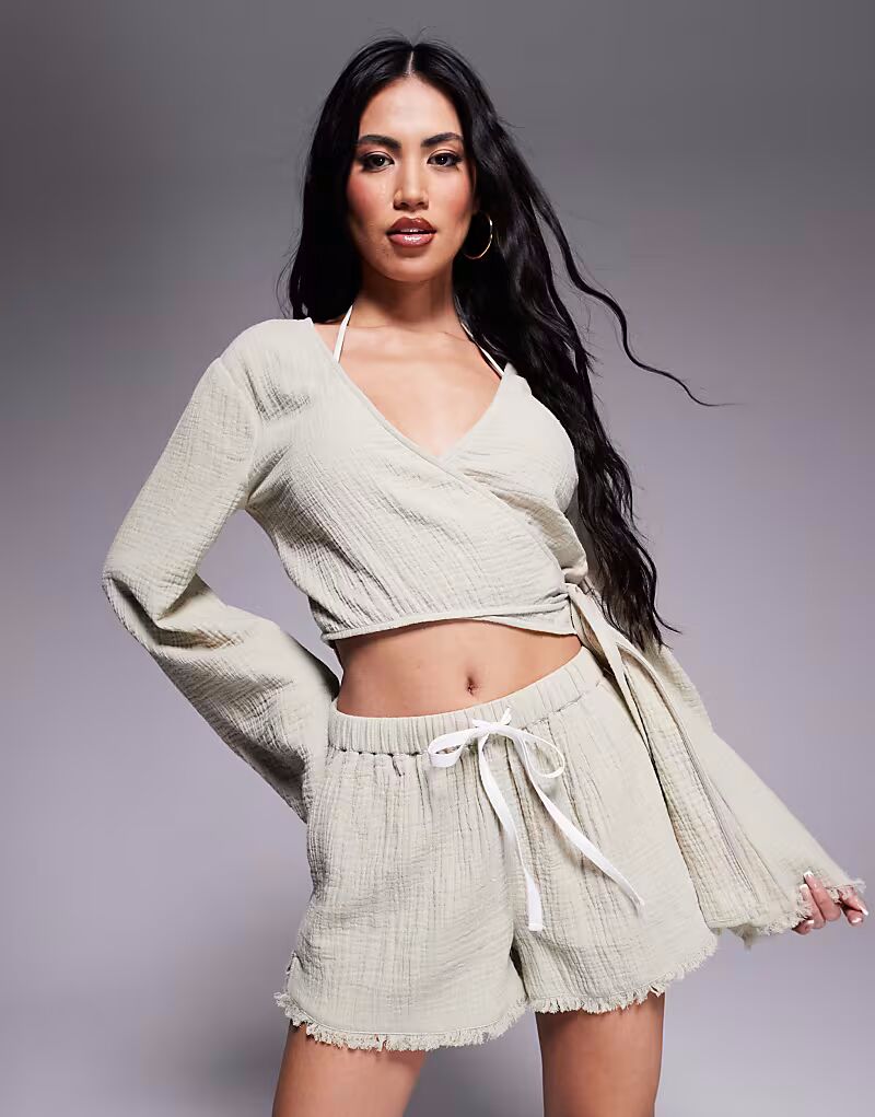 

Пляжные шорты Callie из марли с бахромой от ASOS DESIGN, цвет шалфея