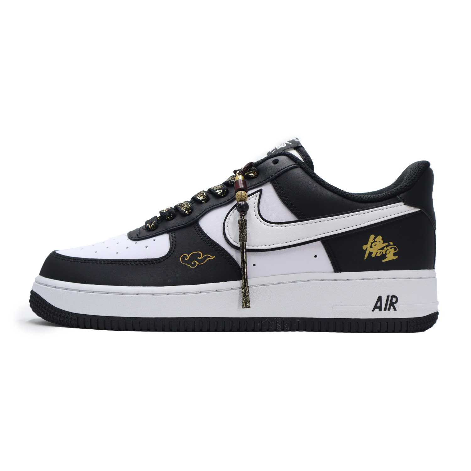 

Nike Air Force 1 Black Myth Wukong противоскользящие износостойкие низкие скейтбордские кроссовки унисекс черное золото, цвет Black Gold