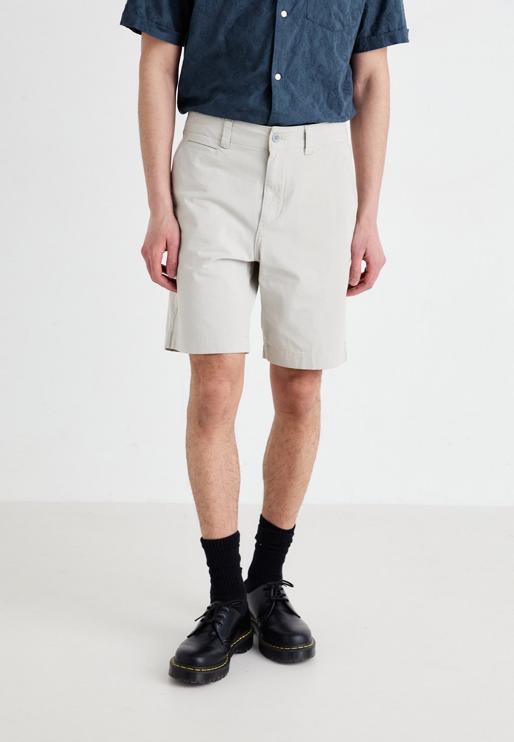 

Шорты ALPHA SHORT DOCKERS, светло-серый