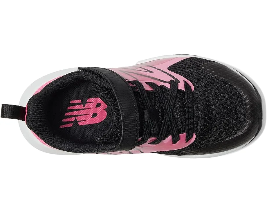 Кроссовки New Balance Kids Rave Run v2 Bungee Lace with Top Strap (Little Kid/Big Kid), Signal Pink/Black — фото 2