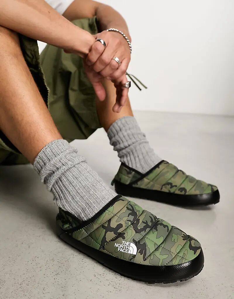 

Мюли The North Face Thermoball Traction в камуфляжной расцветке