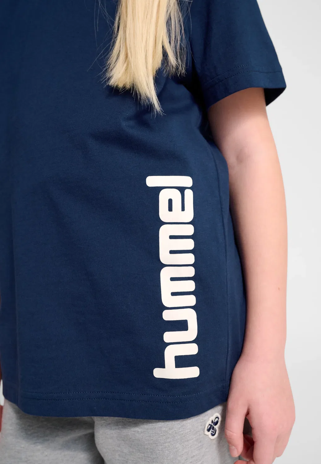 Футболка детская с принтом, Hummel, dress blues — фото 4