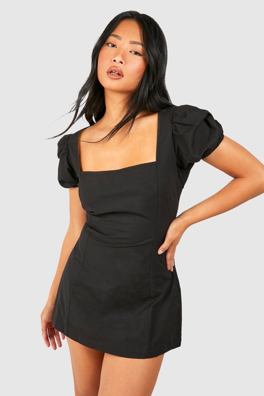 

Мини-платье Petite с пышными рукавами boohoo, черный