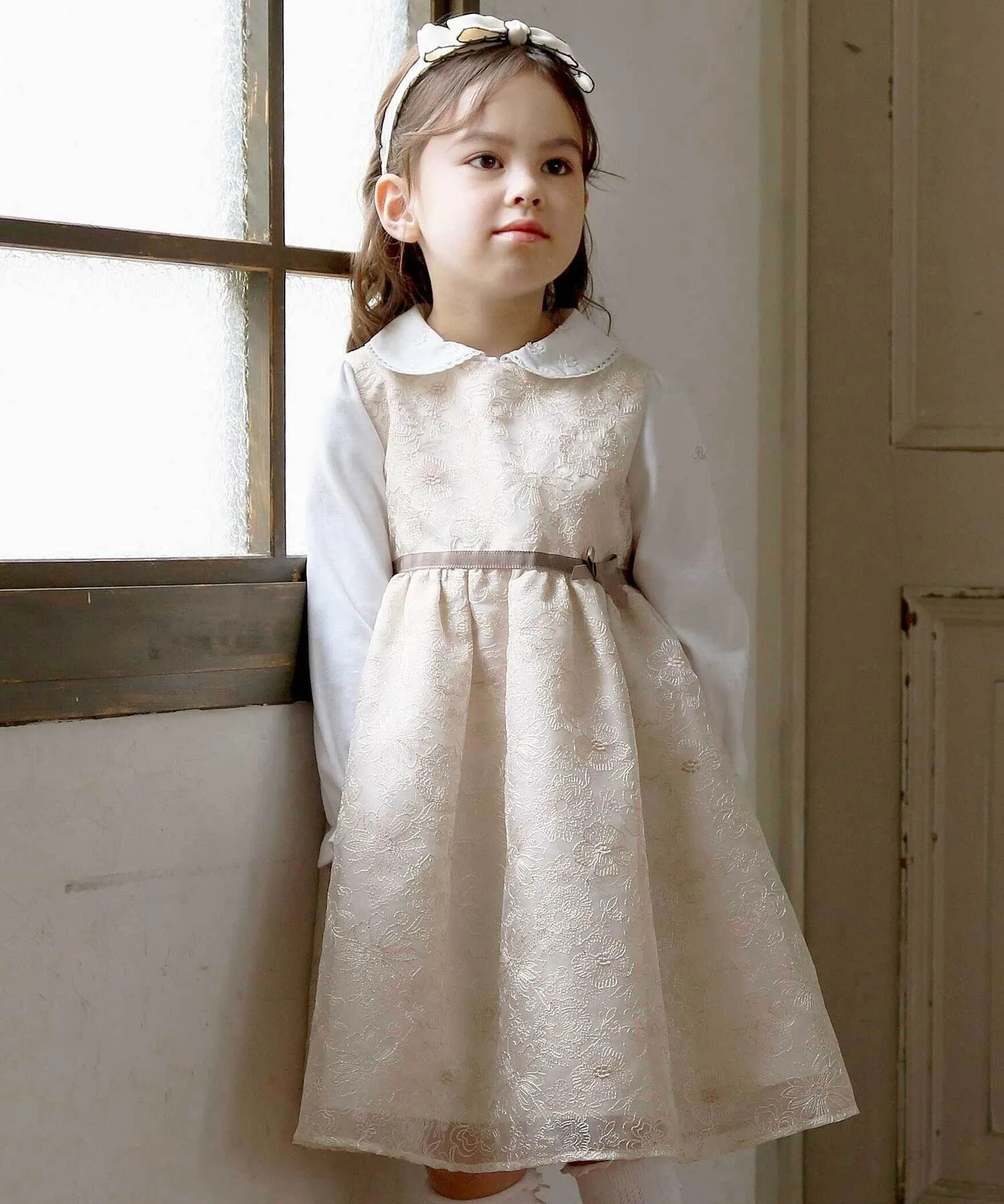 Платье из органзы с вышивкой цветами (110-130 см) BeBe, Beige