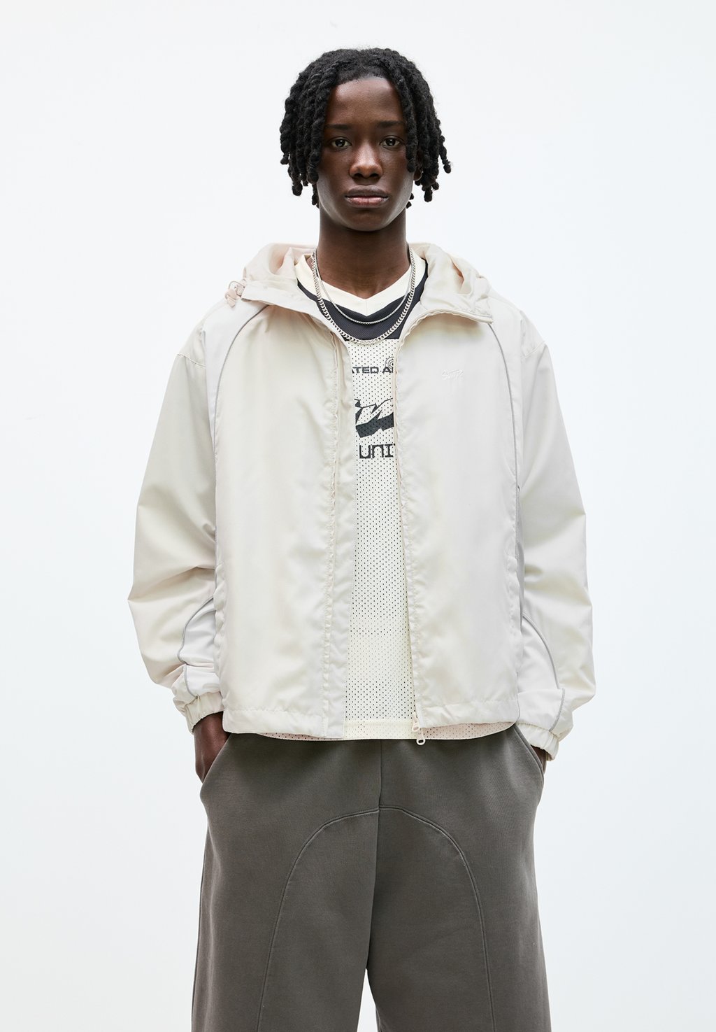 

Куртка для активного отдыха STWD PANELLED PULL&BEAR, белый
