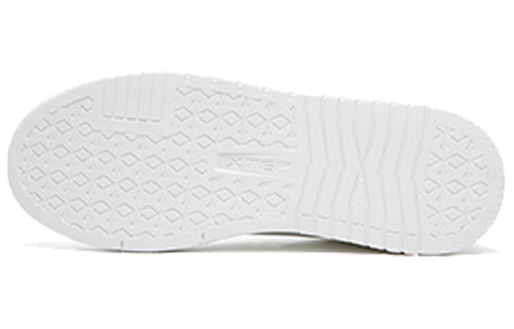 Кроссовки XTEP Skateboard Shoes Men Low-Top Canvas White Black — фото 4