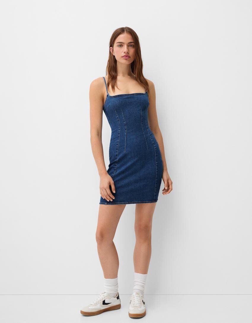 

Джинсовое мини-платье Bershka, голубой
