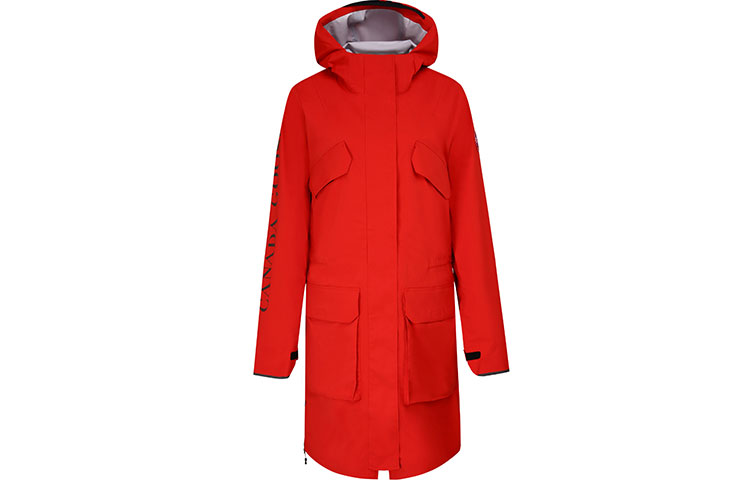 

Женское красное пальто Canada Goose
