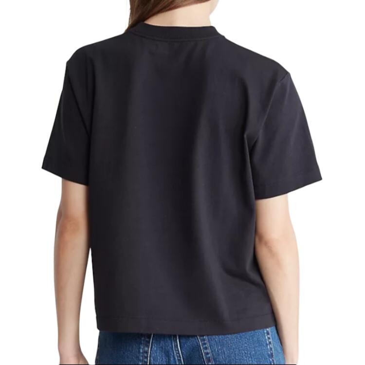 Футболка Calvin Klein Standard Logo Boxy Fit Crewneck, черный — фото 3